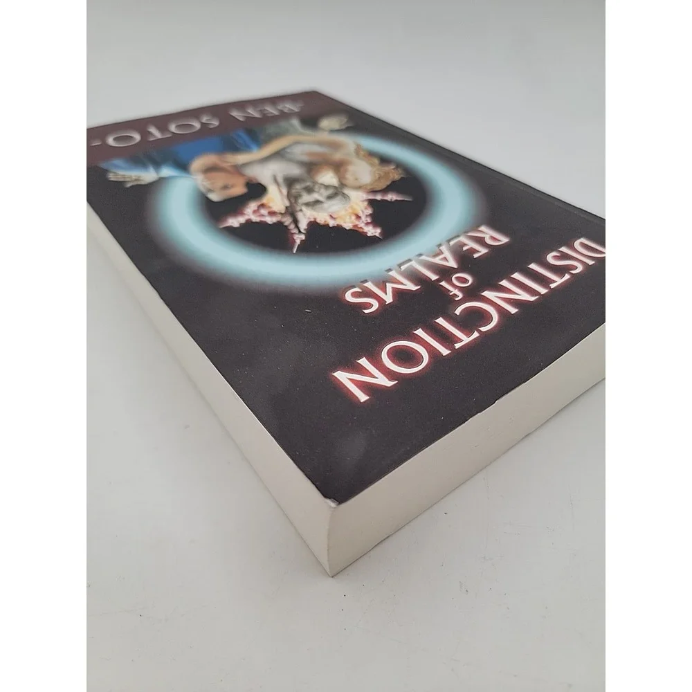 Distinction of‎ Realms the Messengers by Ben Soto (2018, Uk- a Format Paperback)